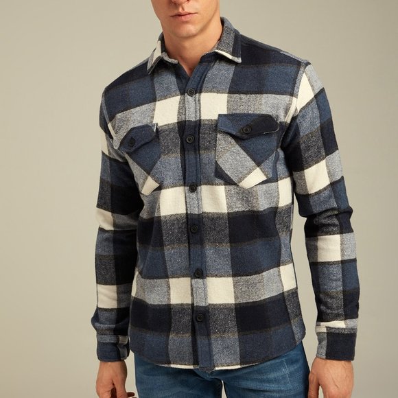 Man's Plaid Flannel Blue Shirt - Picture 3 of 5